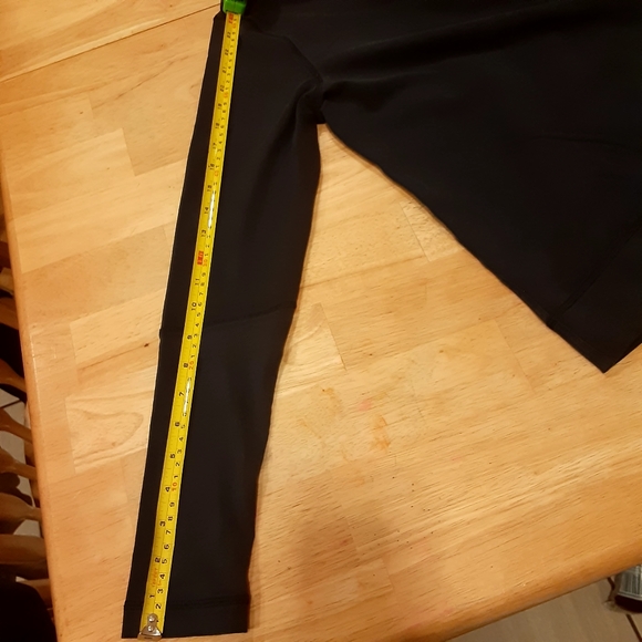 Lululemon long sleeves pullover sweaters  . Size  small - Picture 10 of 15